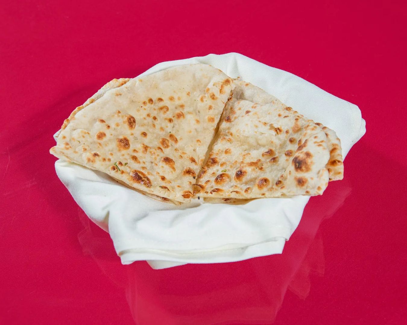 Naan Akbari