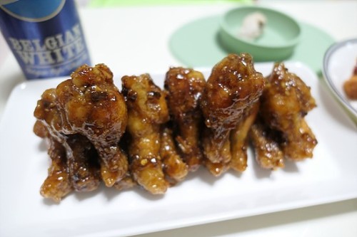 Korean Fried Sweet Soy Sauce Chicken Wings (간장치킨 윙, 韩式炸酱油鸡翅 )