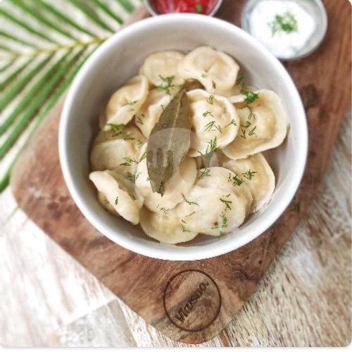 Chicken pelmeni