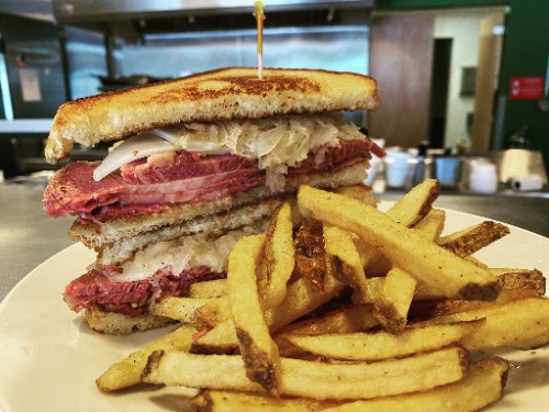 Corn beef sandwich