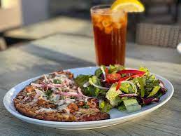 LUNCH BBQ CHICKEN PIZZA