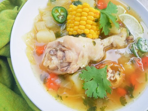 Caldo de Pollo