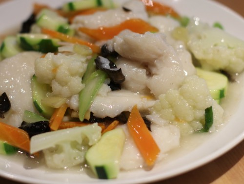 Fish Fillet with White Sauce 鲜溜鱼片