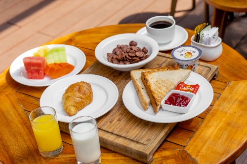 Intercontinental Breakfast