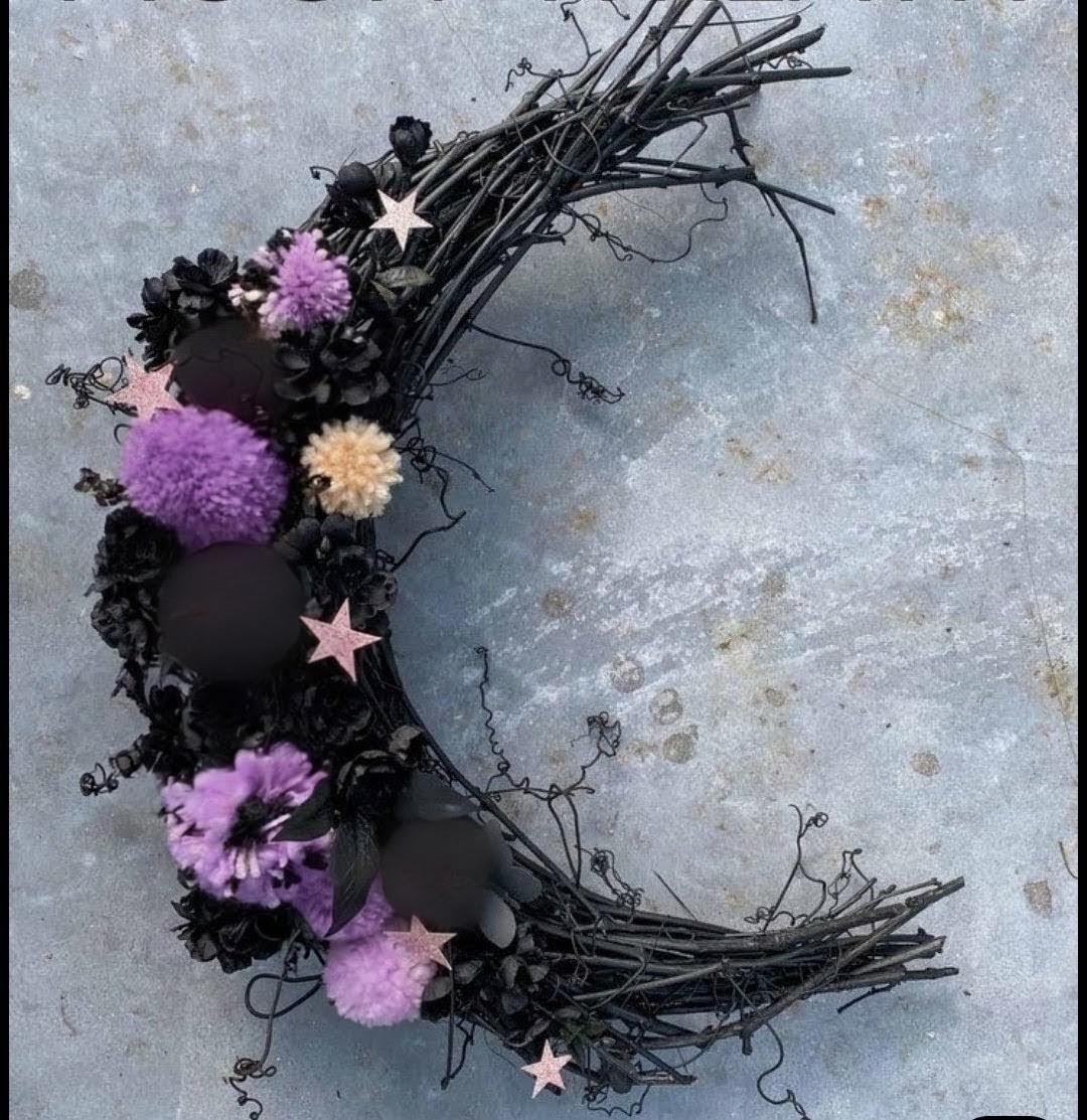 Crescent Moon Wreath Craft Party
